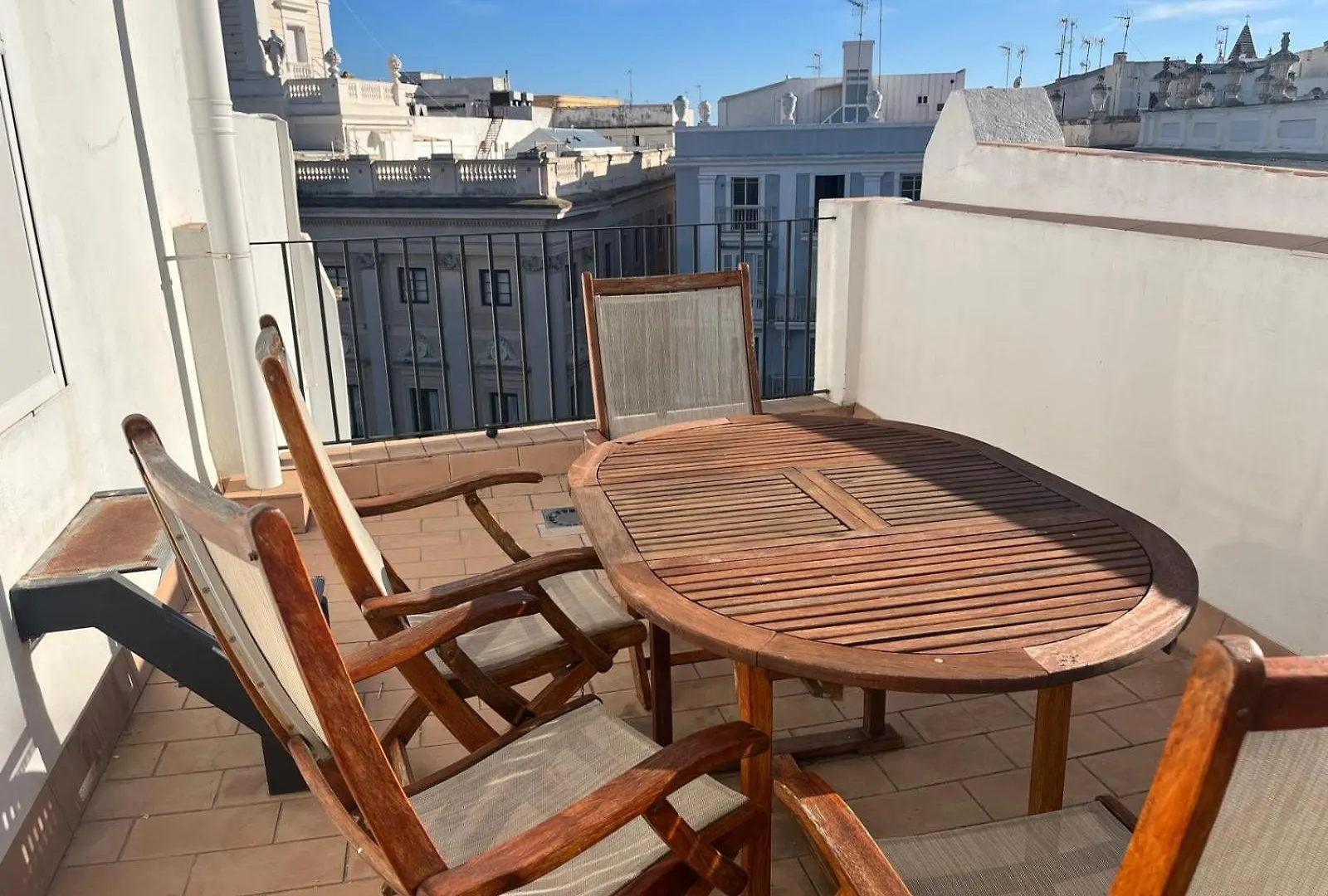 Apartamento The Traveller's house El Bastinazo con Terraza Privada Cádiz